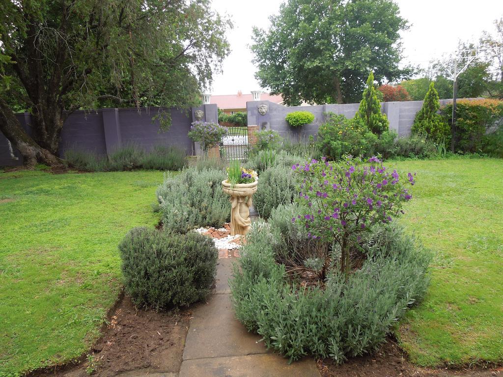 Lilac Lodge-Purple House Уинтертон Экстерьер фото